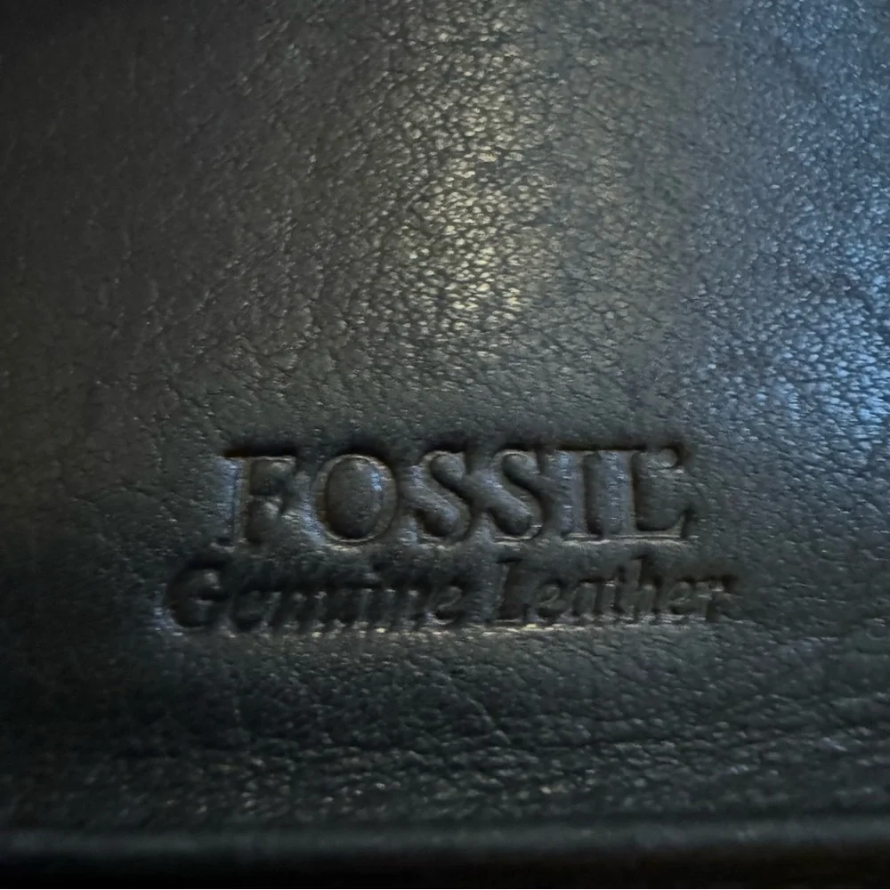 Fossil Black Leather Bifold ID Holder Card Wallet 3”x4” Unisex Travel Minimalist